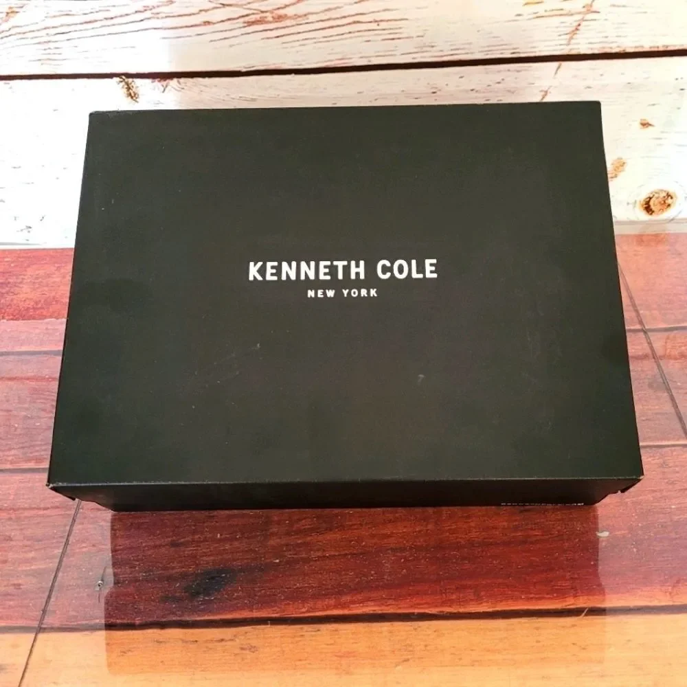 Kenneth Cole suede shoes - Picture 3 of 8
